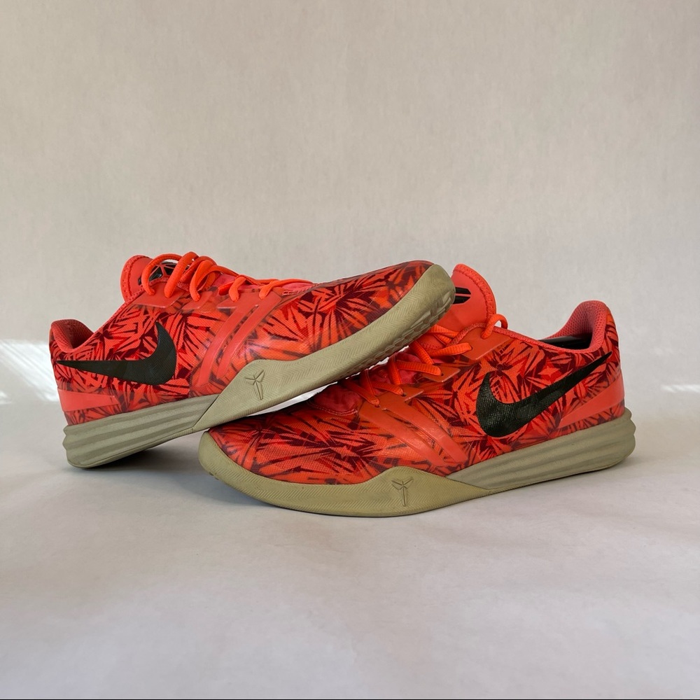 Nike Mens KB MENTALITY Basketball Shoes Hot Lava 704942 800 Size 10.5